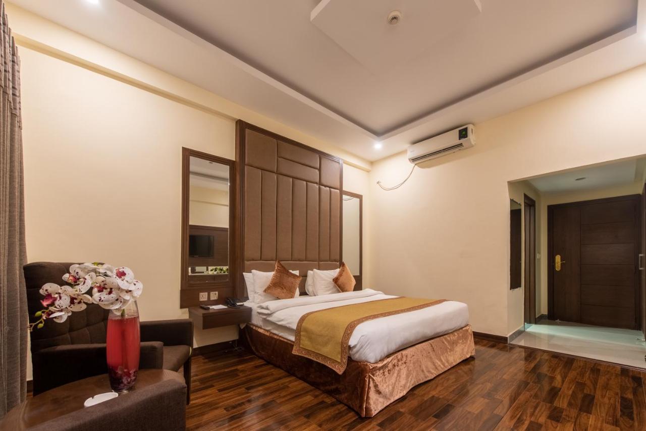 Legend Hotel Исламабад Экстерьер фото