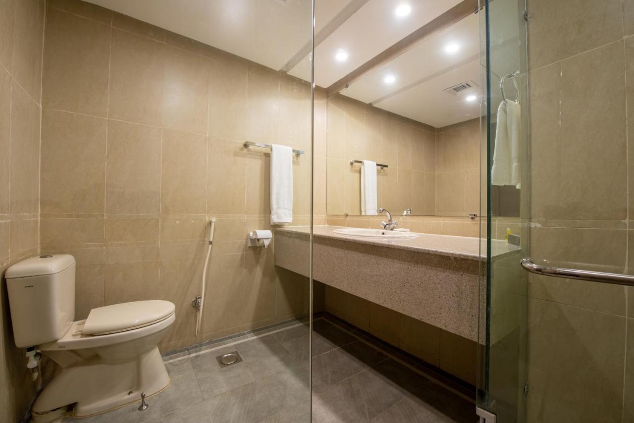 Legend Hotel Исламабад Экстерьер фото