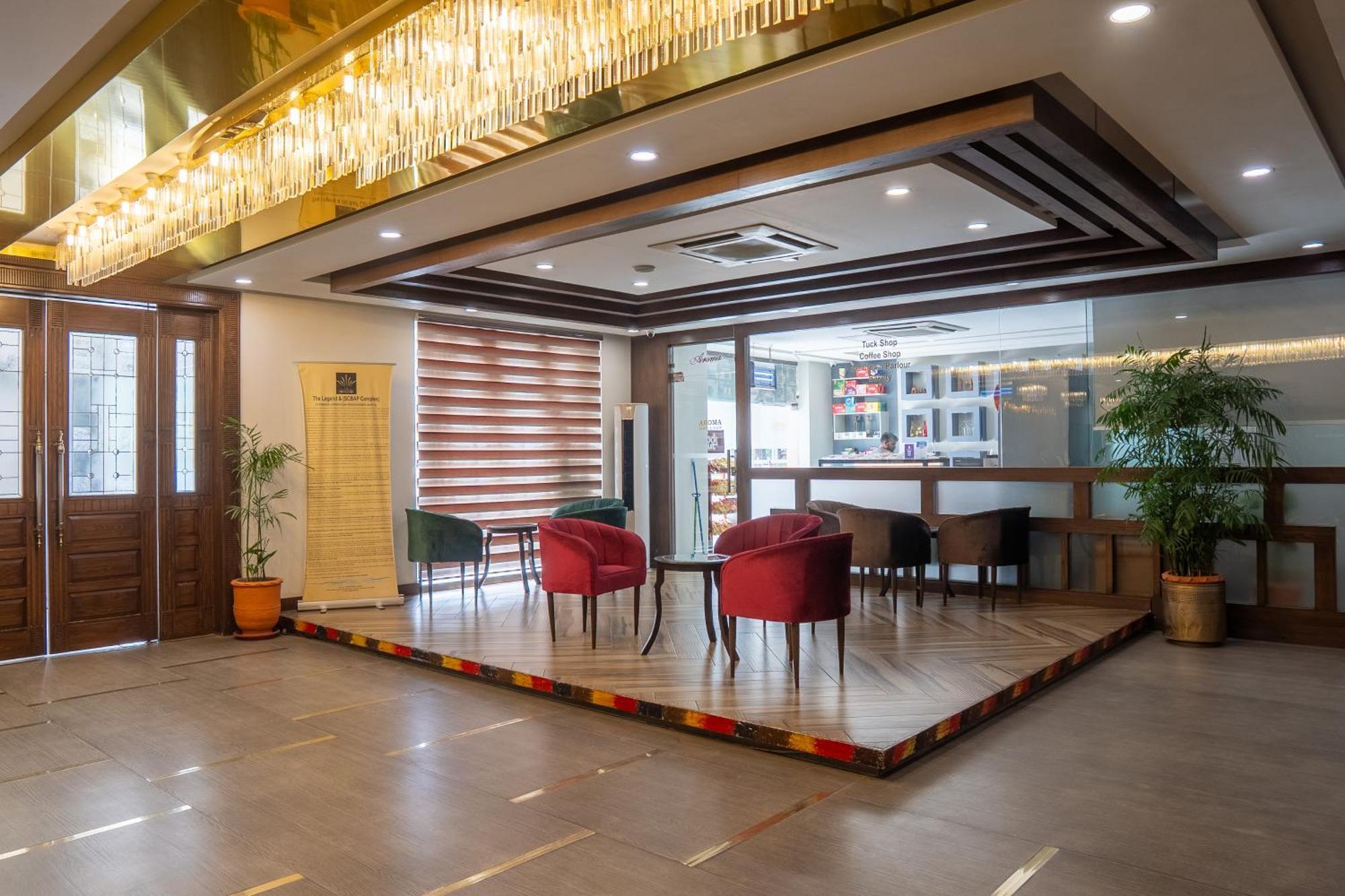 Legend Hotel Исламабад Экстерьер фото